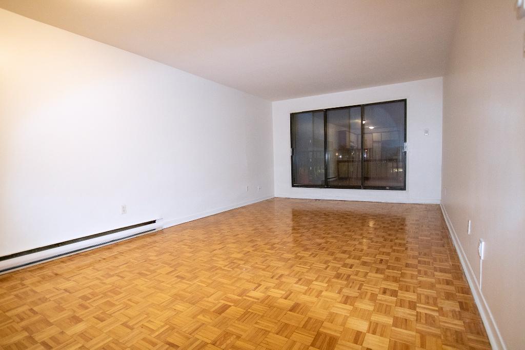 8715 Rue Jeanne-Mance — photo 2