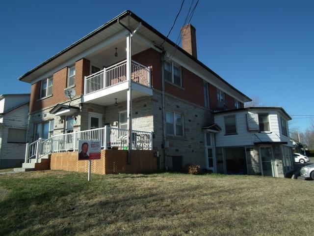 532 14e Avenue — photo 2