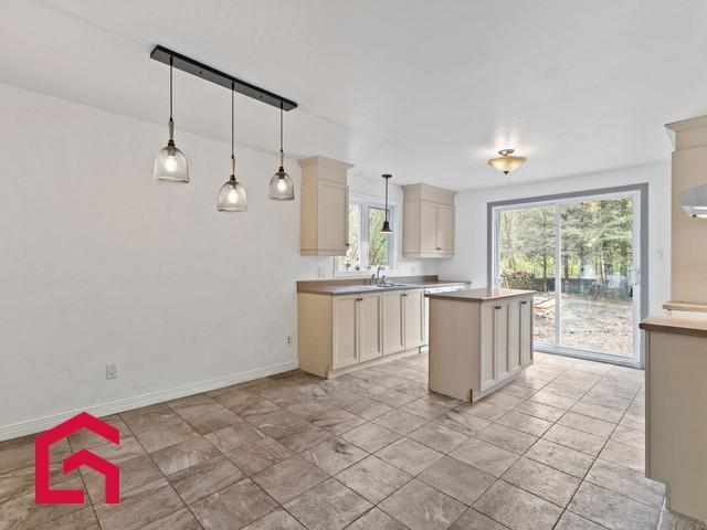 946 Rue de la Pisciculture — photo 3