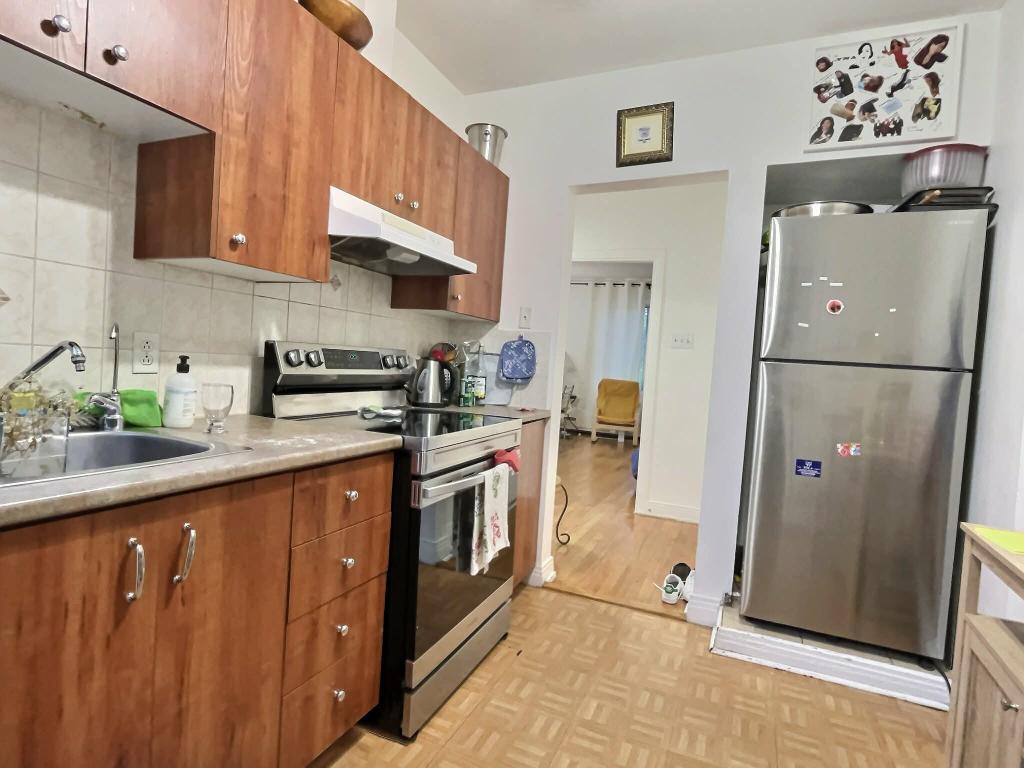 4½ – 2 chambres fermées, duplex tranquille, Parc-Extension 2