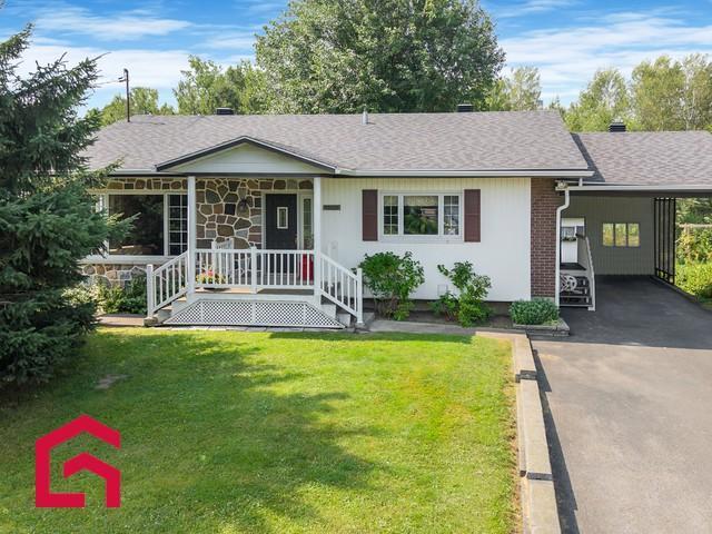 3940 Ch. de St-Jean — photo 3