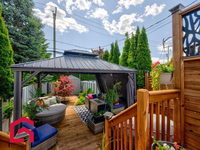 380Z Rue Caron — photo 1