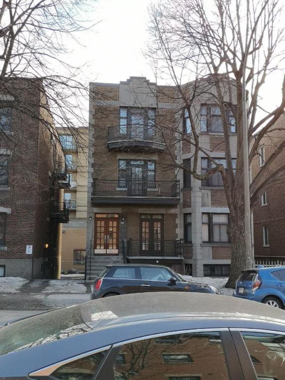 4 1/2 - Montréal (Côte-des-Neiges) - 1 650 $/mois — photo 1