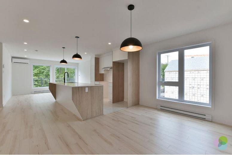 572 Rue Tex Lecor — photo 2