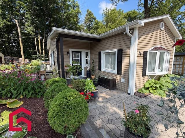 20 Rue Claudette — photo 1