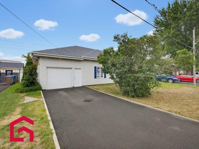 1215 Rue Sarrazin — photo 2
