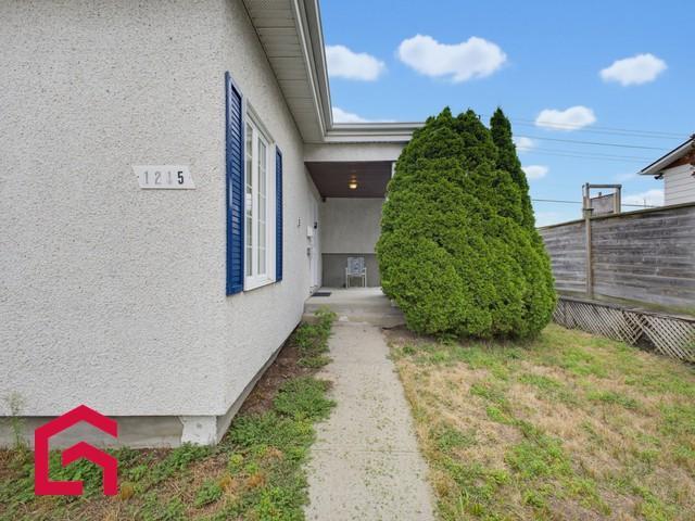 1215 Rue Sarrazin — photo 3