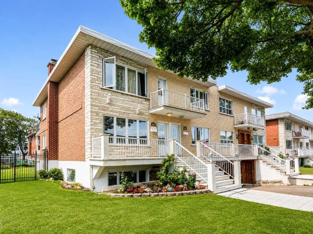 À LOUER – Grand 5 ½ avec garage – 5865 Rue Charmenil, Saint Léonard — photo 2