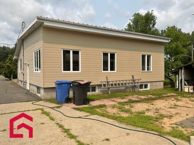1045 Côte St-Jean — photo 3
