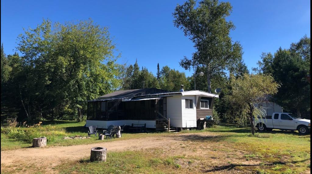 111 Chem. de la Rivière-du-Loup, Saint-Alexis-des-Monts, QC, Canada — photo 1