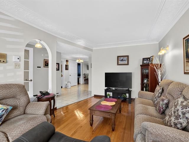 4433A 4439 Rue Goya — photo 3