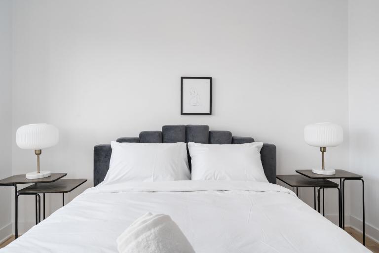 2 CH - 1 SDB - Montréal - $1,800 /mo 4