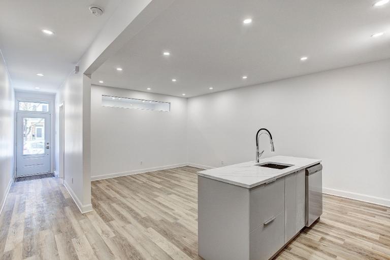 2 CH - 1 SDB - Montréal - $1,895 /mo 5