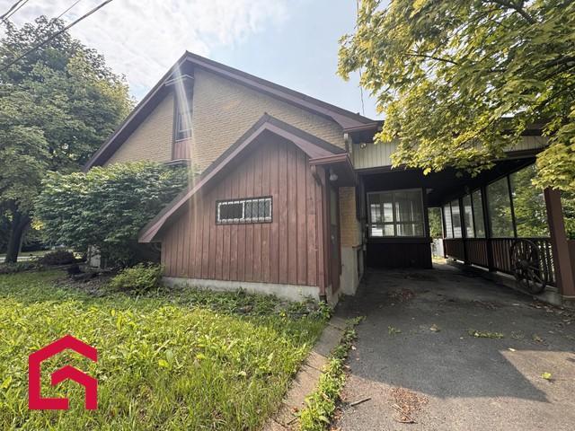 780 Rue Green — photo 3