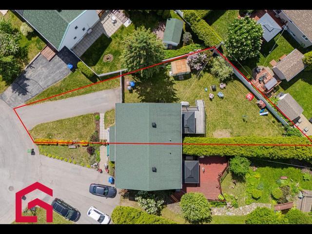 293 37e Avenue — photo 3