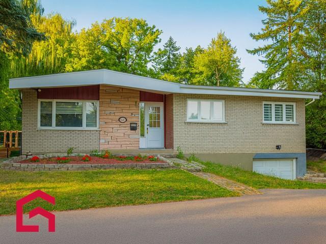 313 Rue Colonia — photo 1