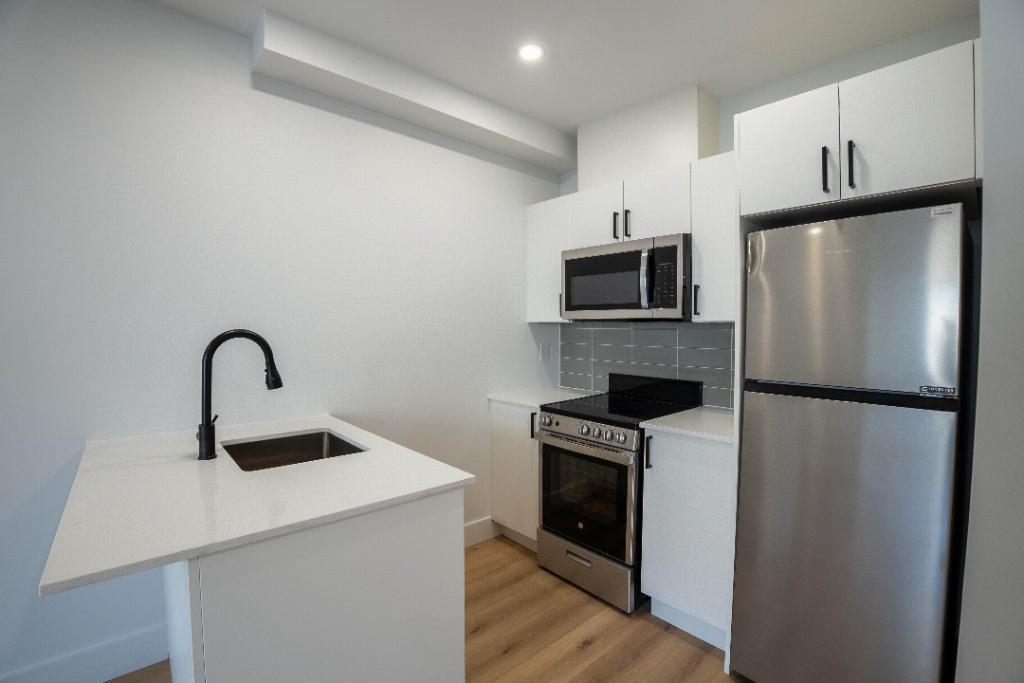 4790 Rue Sainte-Catherine Est — photo 2