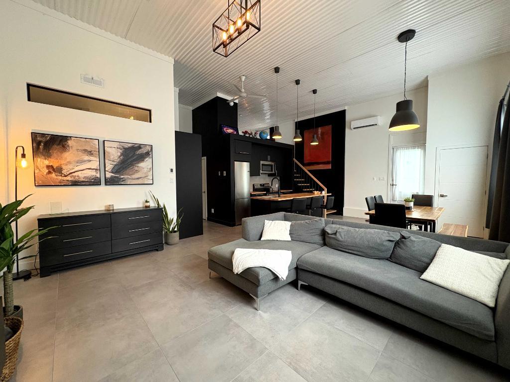 56 Rue Vachon — photo 1