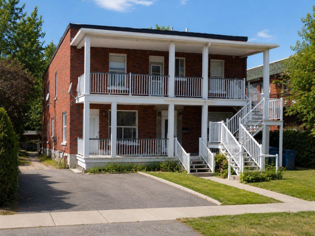 Propriété de 16 chambres à louer – Saint-Hyacinthe — photo 1