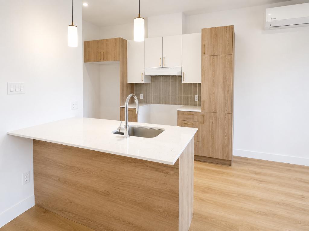 202 Rue Godon Ouest — photo 3