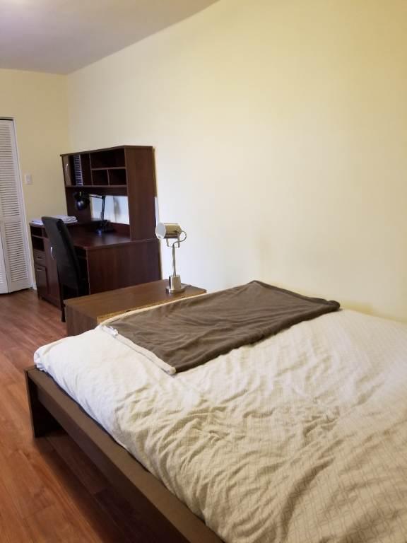 5350 Av. Decelles — photo 3