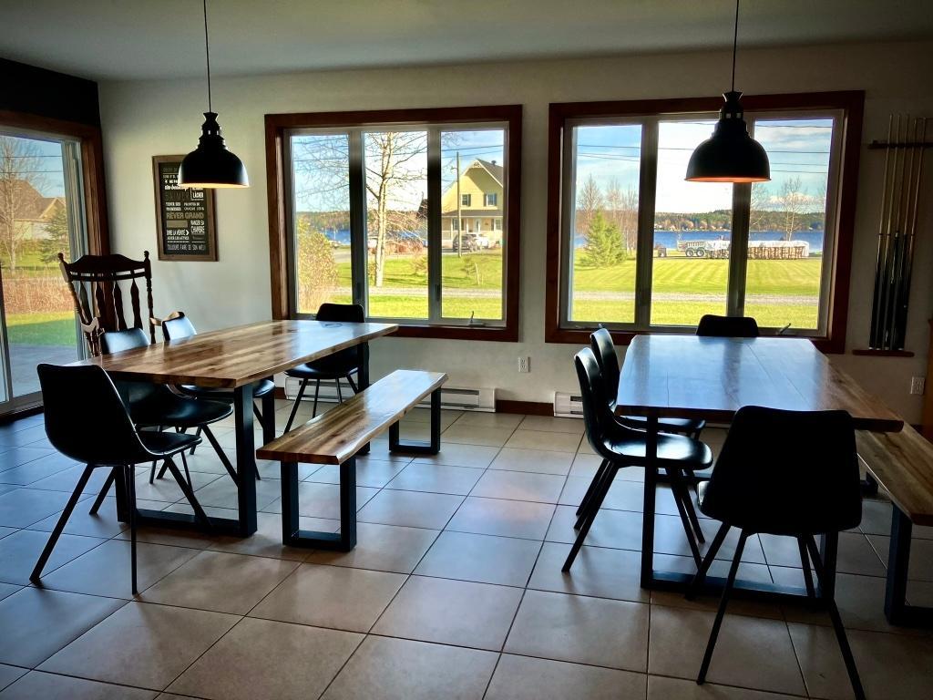 Belle grande maison à louer au Lac Aylmer 2