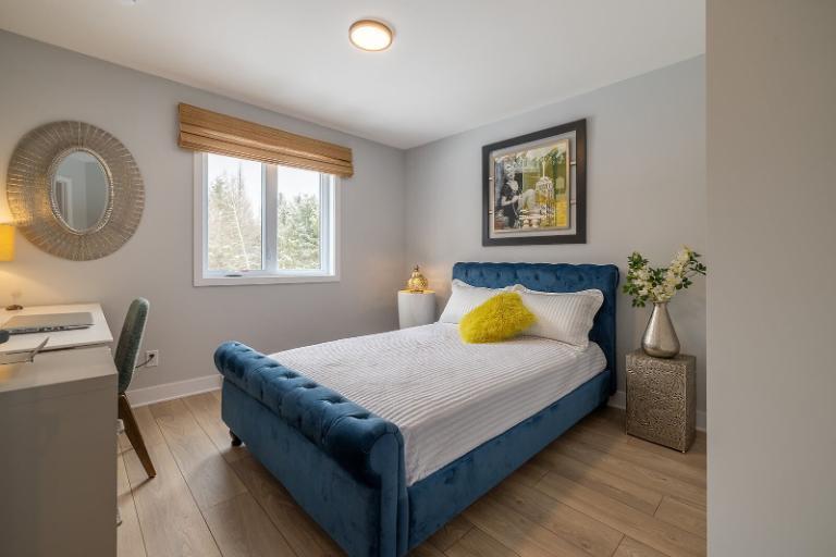 2 CH - 1 SDB - Bromont - $1,800 /mo 2