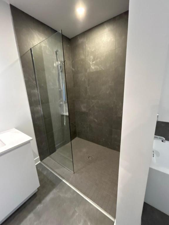 2 CH - 1 SDB - Granby - $1,650 /mo 2