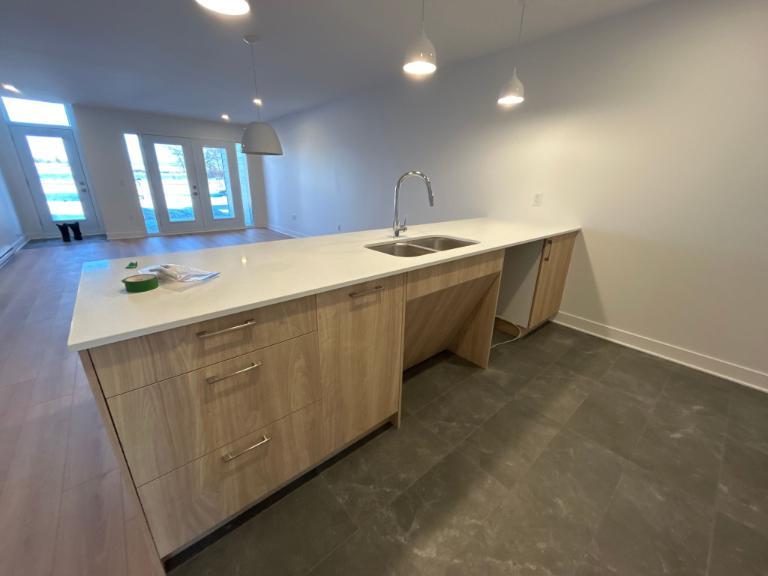 2 CH - 1 SDB - Granby - $1,650 /mo 4