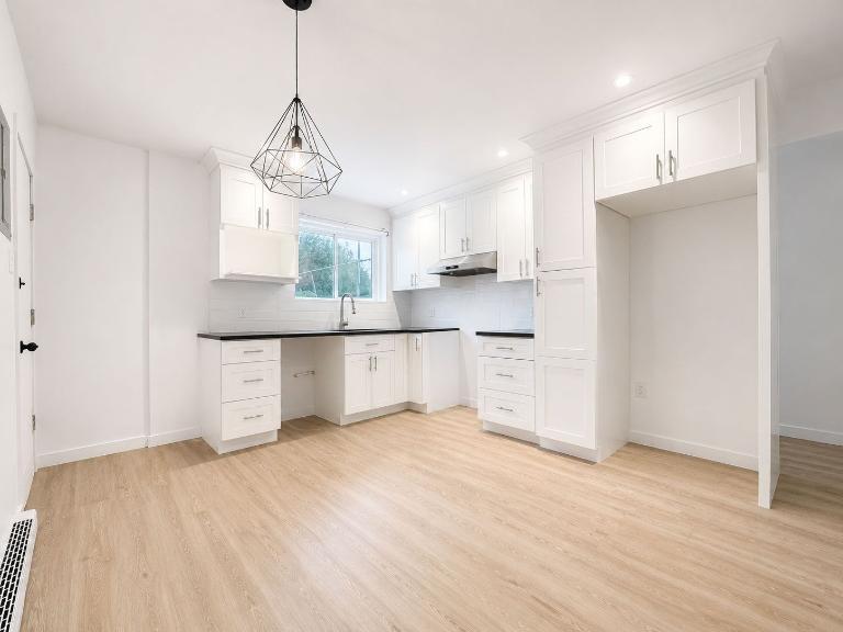 880 Mnt Ste Julie — photo 1