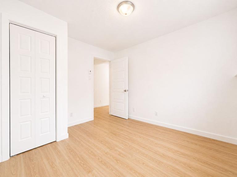 2 CH - 1 SDB - Sainte-Julie - $1,600 /mo 5