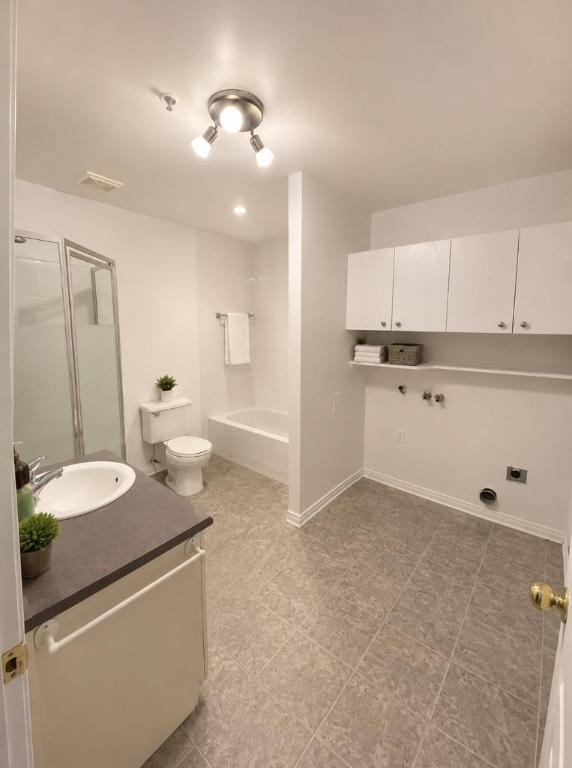 2 CH - 1 SDB - Saint-Lambert - $1,800 /mo 2