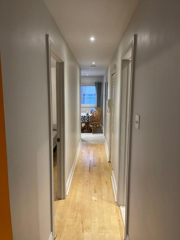 9915 Avenue de l'Esplanade — photo 2