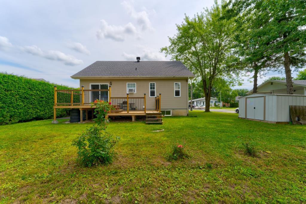 28 Rue Papineau, Saint-Jean-sur-Richelieu, QC, Canada — photo 2