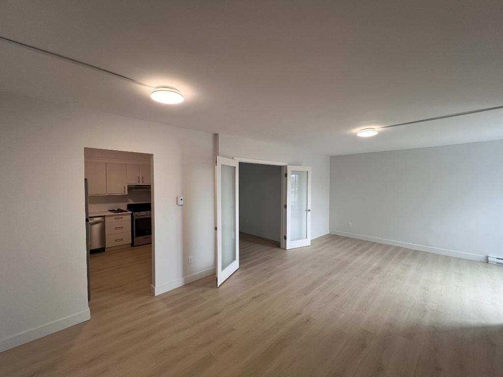 5775 Chemin de la Côte-des-Neiges — photo 1