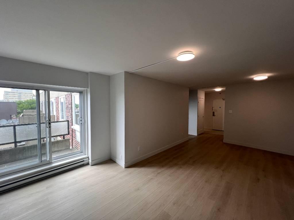 5775 Chemin de la Côte-des-Neiges — photo 2