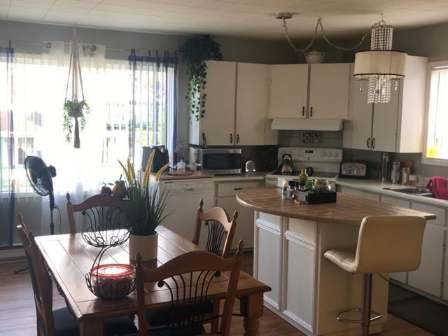 740 744 Rue de la Gare O. — photo 2