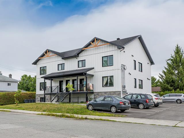 112 Rue St-Jacques — photo 2