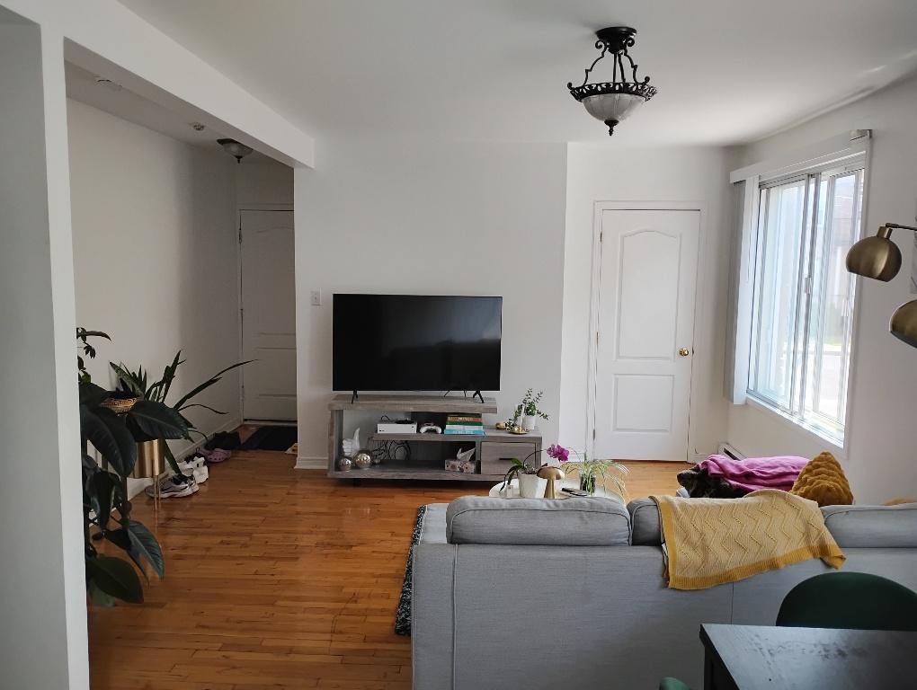 425 rue Cartier Longueuil — photo 1