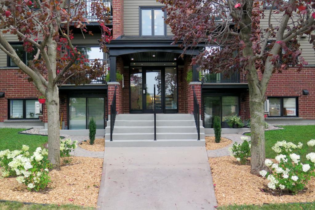 Condo à louer Laprairie — photo 1