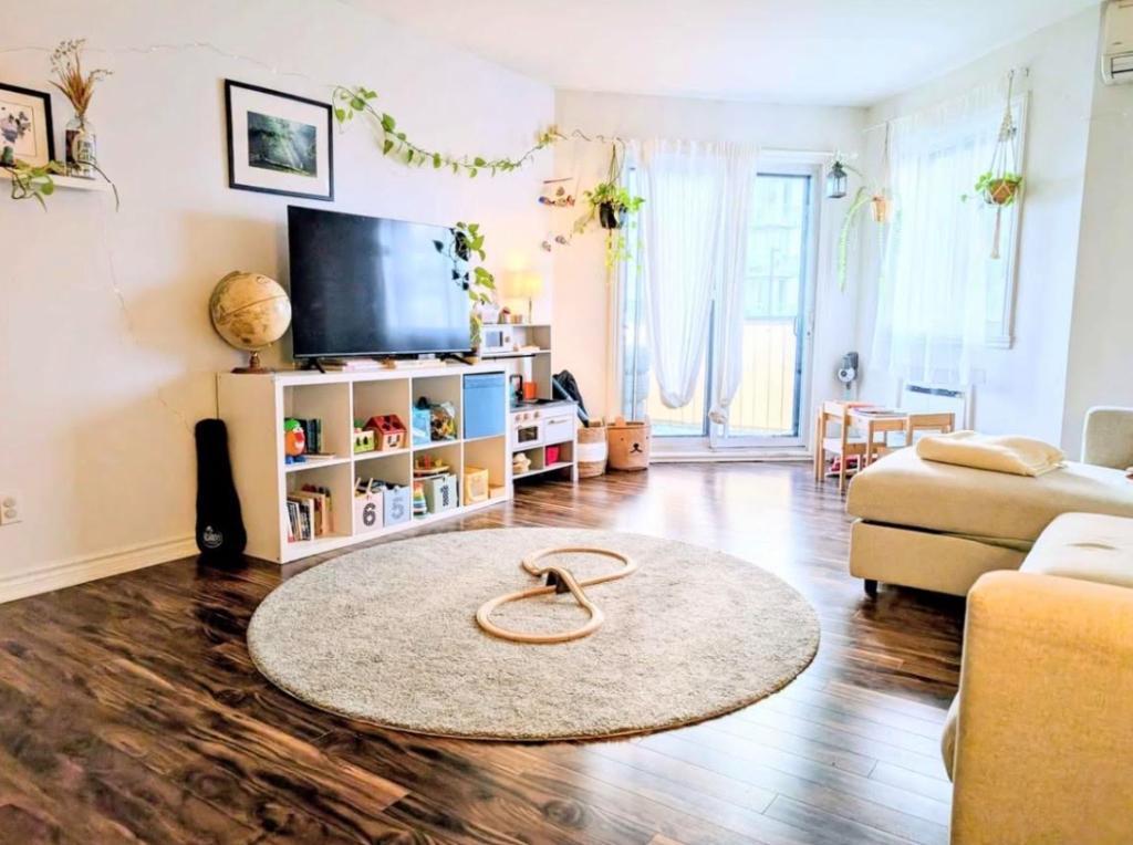 7680 Boulevard Marie-Victorin — photo 1
