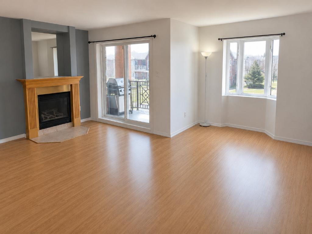 1100 Place Forget — photo 3