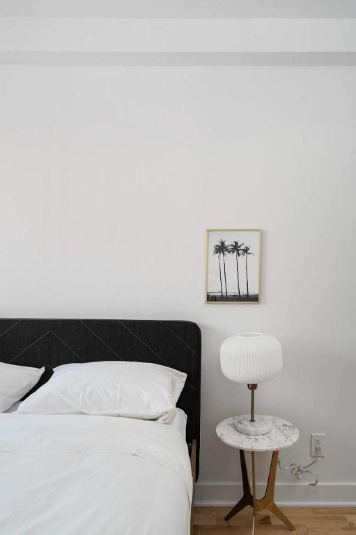 2 CH - 1 SDB - Montreal - $1,899 /mo 4