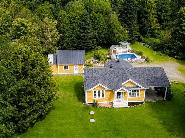 373 Ch. Sawyerville — photo 1