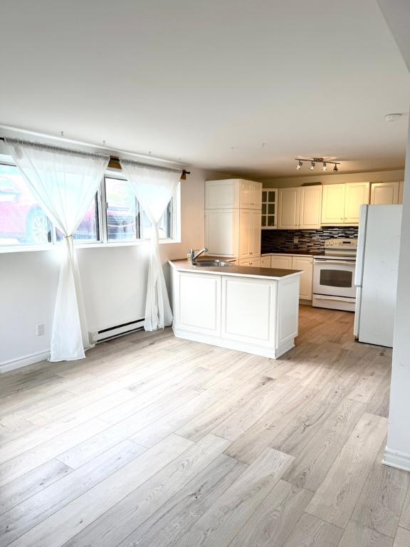 Apartment 3 1/2 for rent — photo 1