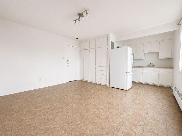 6680 Av. des Érables — photo 3