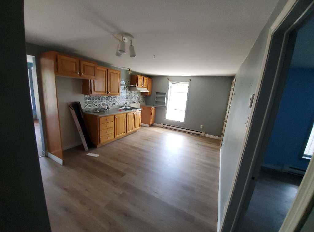 282 Rue Saint-Jacques — photo 1