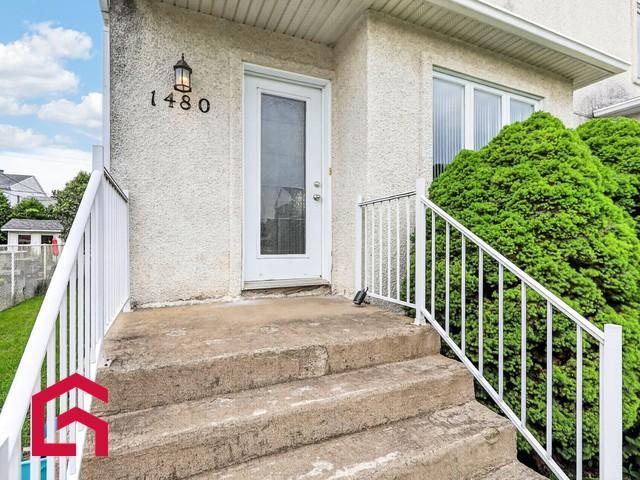 1480 Av. du Parc — photo 3