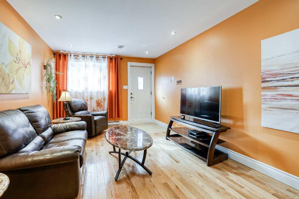 927 Rue Prefontaine — photo 2