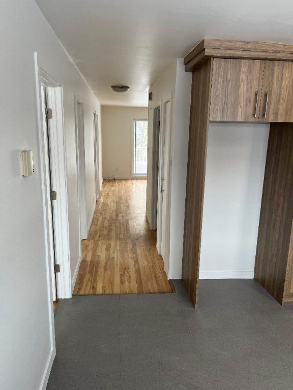 599 Rue des Prés — photo 3